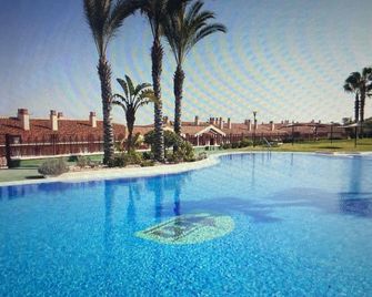 Semi-detached With Garden + Swimming Pool Near Beach, Wifi Fiber + Garage - Santa Pola - Pool