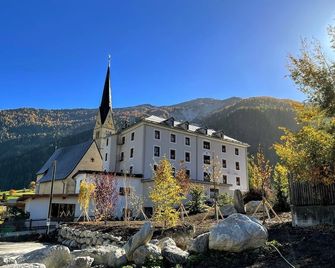 B&B Villa Stelvio - Val Müstair - Building