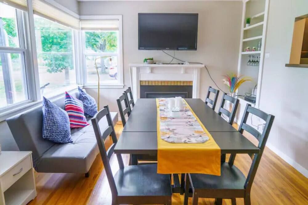 Sunny Retreat Haven - Mineápolis - Comedor