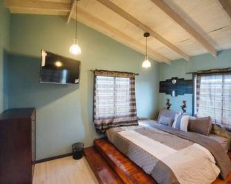 Enchanting certified - Angela's Place - Osbourn - Chambre