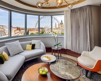 Kempinski Hotel Corvinus Budapest - Budapest - Living room