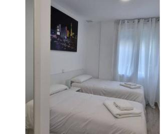 Apartamento Las Vegas Style, Bien Comunicado - Madrid - Bedroom