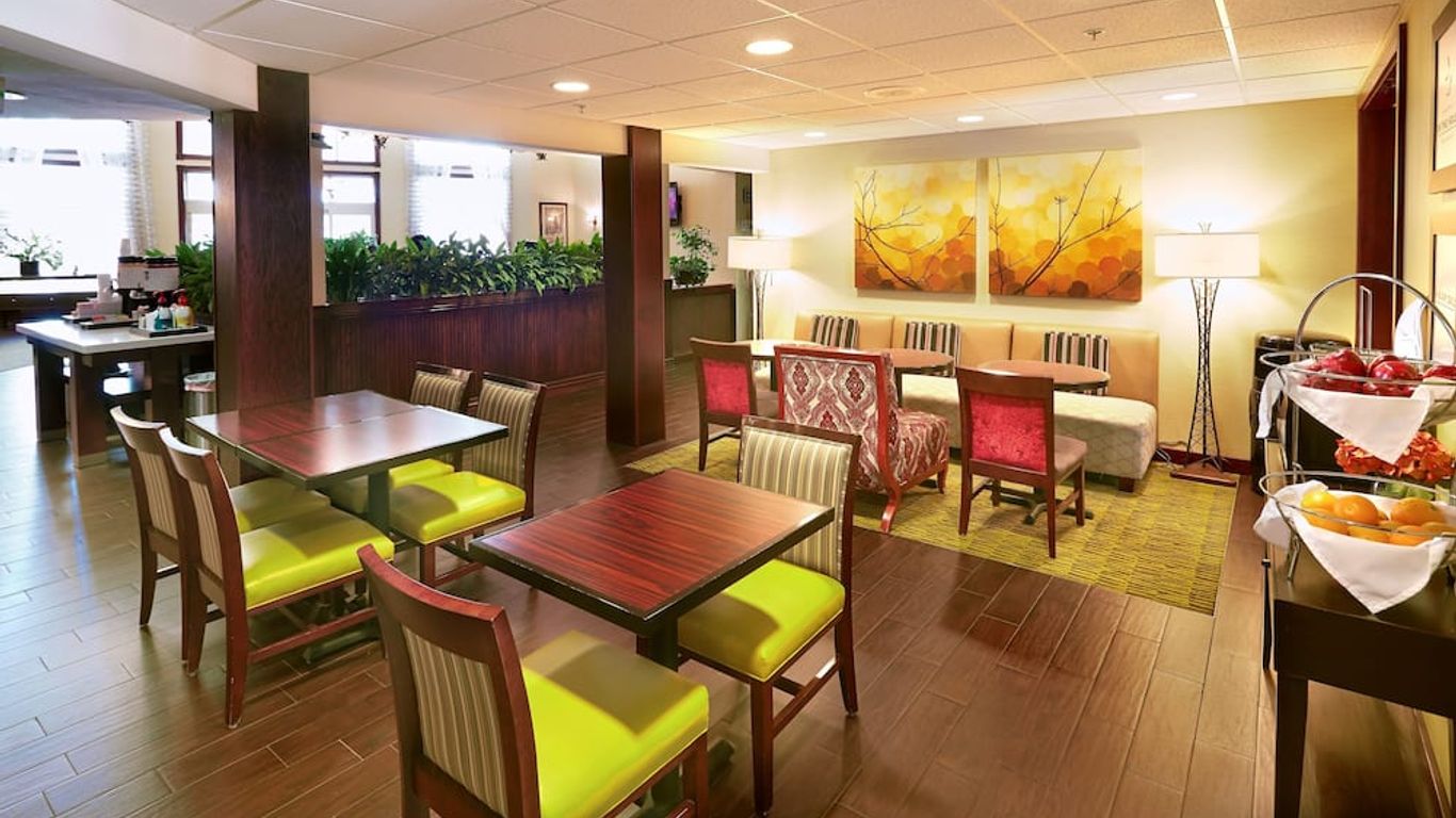 Spark by Hilton Salt Lake City Central