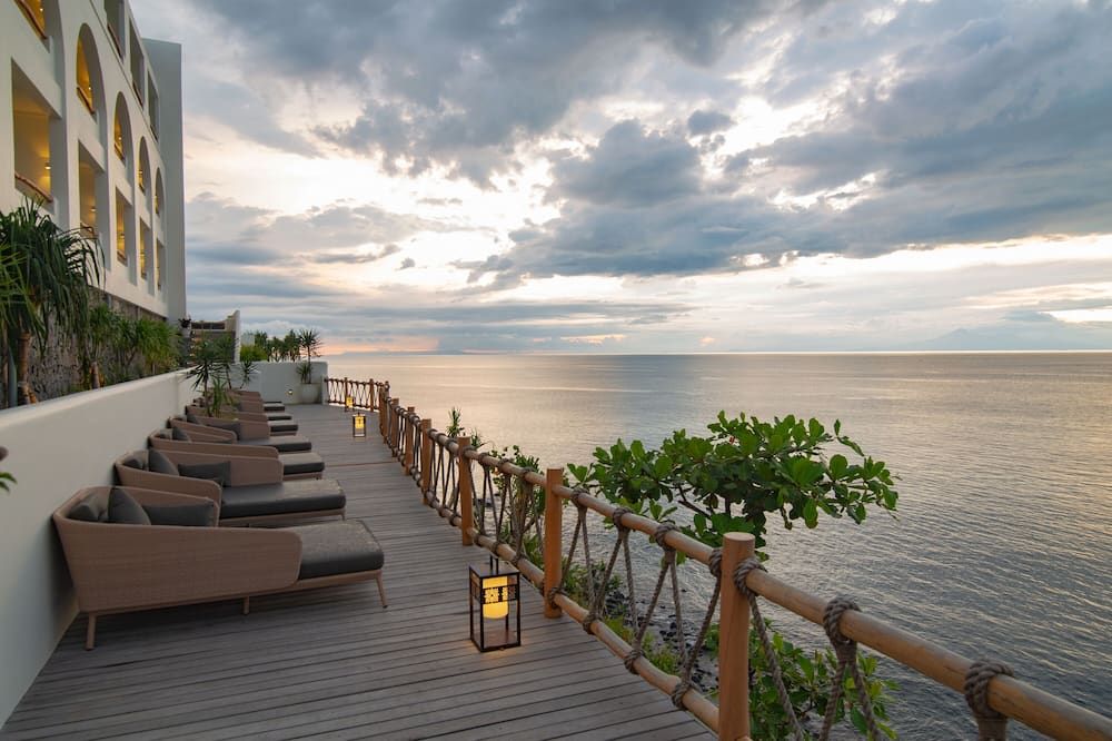 Royal Avila Boutique Resort - Senggigi - Balcón