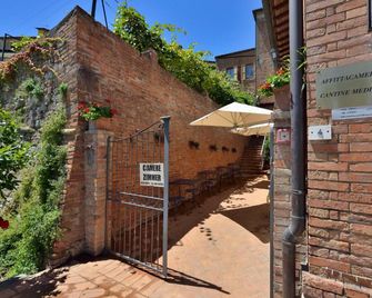 La Corte Medicea - Montepulciano - Vista del exterior