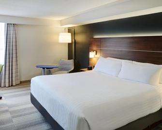 Holiday Inn Express Toronto Downtown By IHG - Toronto - Bedroom