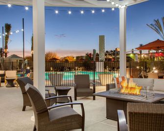 Cambria Hotel Phoenix Chandler - Fashion Center - צ'נדלר - בריכה