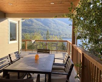 Eagleview Retreat Guest House. Two lodgings in one - Balfour - Balcony