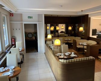 Hafner Hotel Apartment & Restaurant Bar Stuttgart - Stuttgart