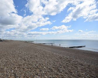 The Lookout - Bognor Regis - Bognor Regis - Strand