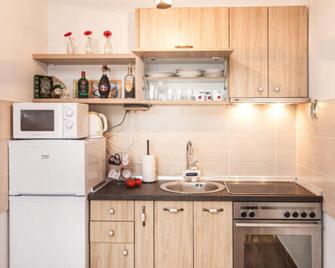 MIA - brand new apartment - Sarajevo - Kitchen