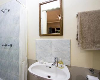 Patterson B&B - Newcastle - Baño