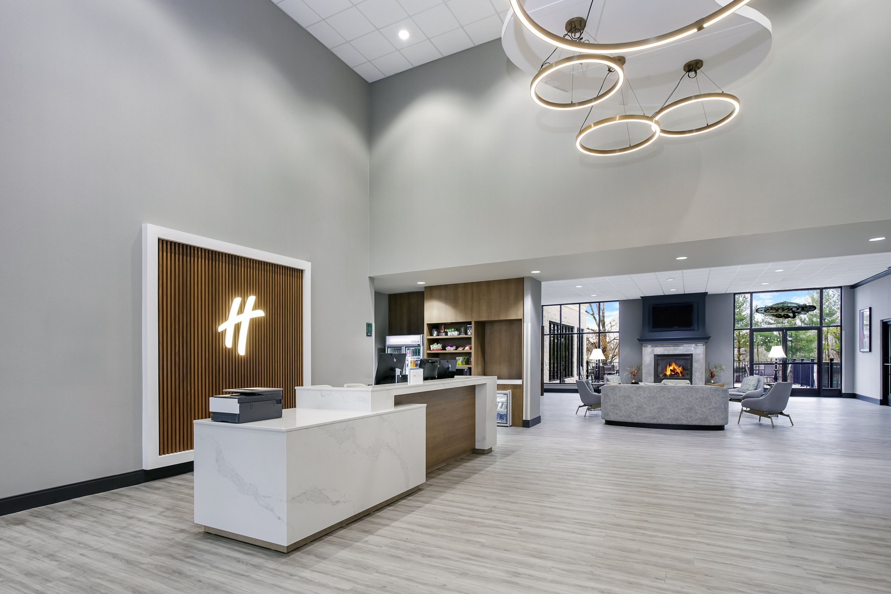 Holiday Inn Quincy By IHG - Quincy - Edificio