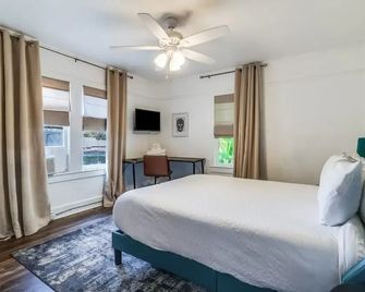 Jefferson Flat - Master Room - Lafayette - Bedroom