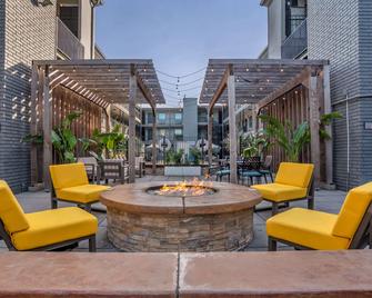 Country Inn & Suites by Radisson Metairie - Metairie - Patio