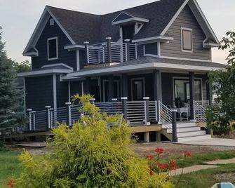 Legacy Guest House , Mount Horeb Wi - Mount Horeb - Edificio