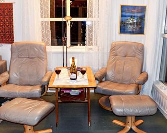 6 person holiday home in Olderdalen - Olderdalen - Sala de estar