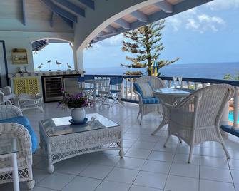 Caribbean Villa with Spectacular Views - Cudjoe Head - شرفة