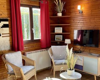 Houses Cap Blanc Nose the Pavilion - Escalles - Вітальня