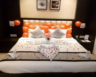 Hotel Wonder Inn - Kharagpur - Bedroom