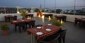 Hotel Kohinoor Plaza - Aurangabad - Restaurant
