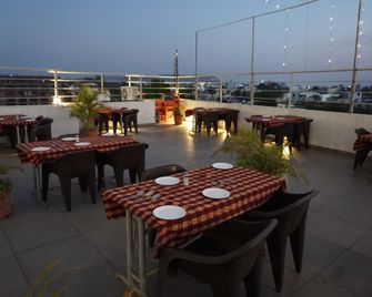 Hotel Kohinoor Plaza - Aurangabad - Restaurant