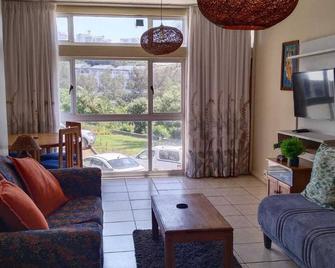 106 Umdloti Resort - Umdloti - Living room