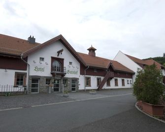 Hotel Gutshof Herborn - Herborn - Building