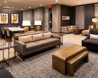 Residence Inn by Marriott Charlotte Northlake - Charlotte - Lounge