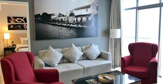 The Straits Hotel & Suites - Malakka - Huiskamer