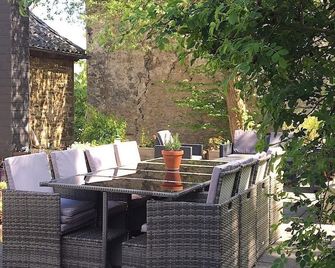 Apartment Ahrquelle im Posthalterhof mit Sauna - Blankenheim - Patio