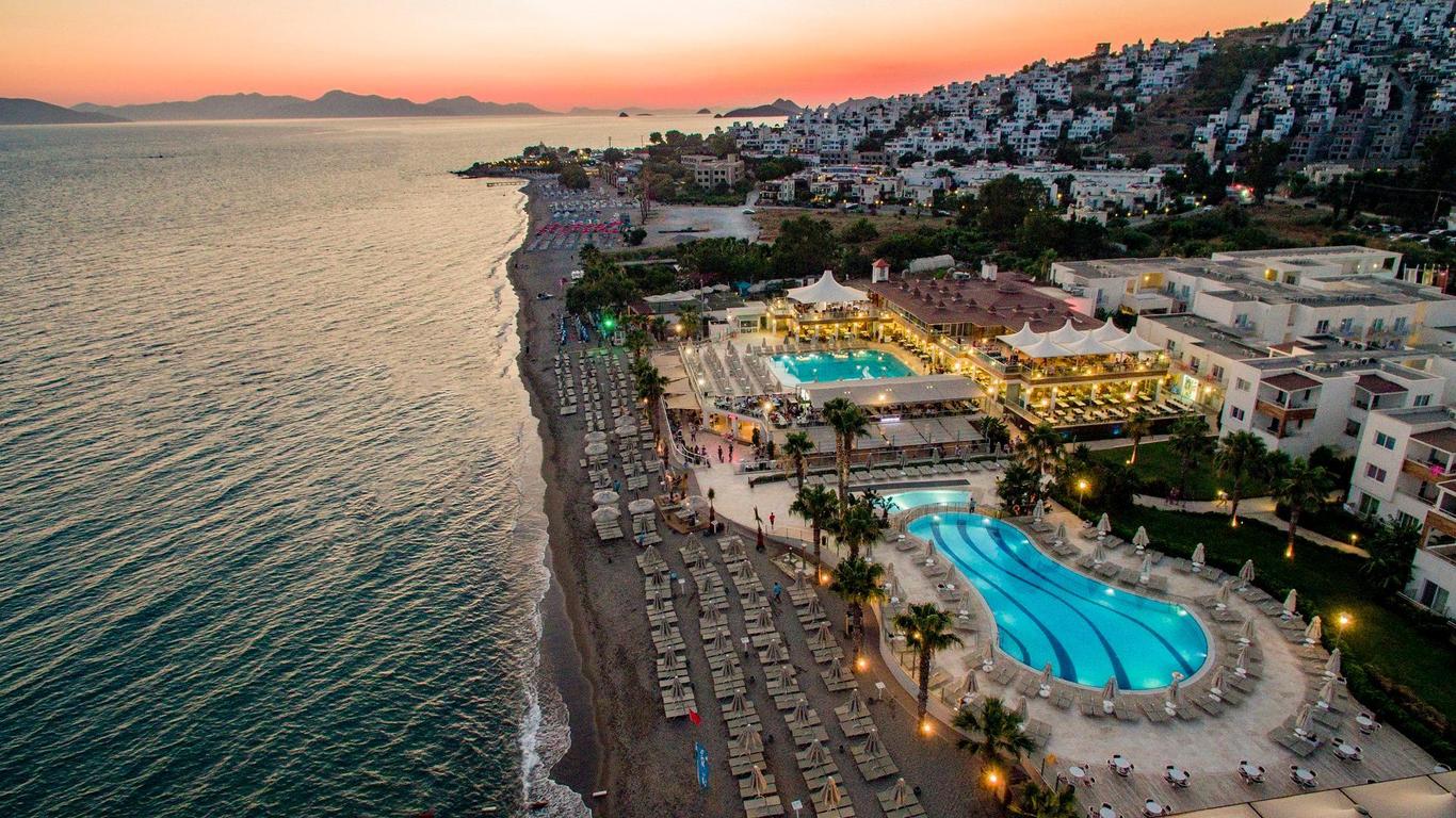 Armonia Holiday Village & Spa