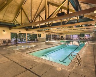 The Ultimate Vacation ! - Klamath Falls - Pool
