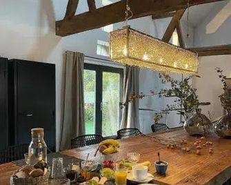 Hoeve Berghof - Heerlen - Jídelna