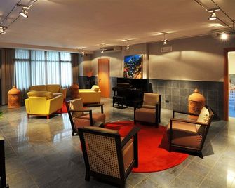 Hotel Antares Sport Beauty & Wellness - Villafranca di Verona - Sala de estar