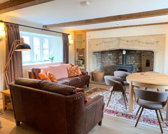 The Lighthouse - Frome - Sala de estar