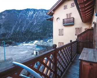 Residence Aquila - Mono Le Tre Dame - Brusson - Balcone