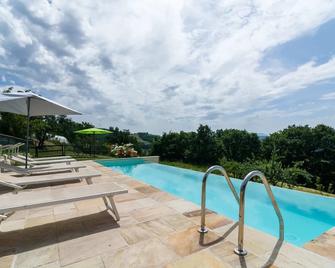 Lovely Farmhouse in Mercatello sul Metauro With Pool - Sestino - Pool