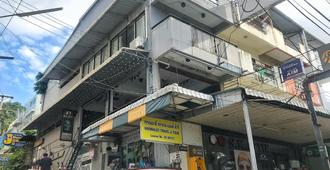 Mini Boxtel Aonang Hostel - Krabi - Building