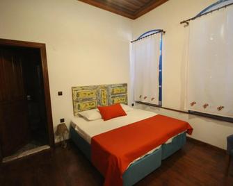 Bergama Tas Konak - Bergama - Bedroom