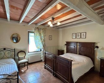 Hotel Airone - Drizzona - Bedroom