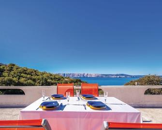 Pet friendly apartment in Klenovica - Klenovica - Balkon