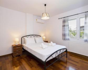 Beautiful flat in superb location - Atenas - Habitación