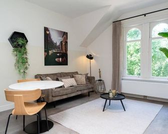 Utrecht City Apartments - Maliesingel - Utrecht - Living room