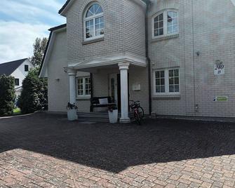 Exklusive Traumvilla - Hampuri - Rakennus