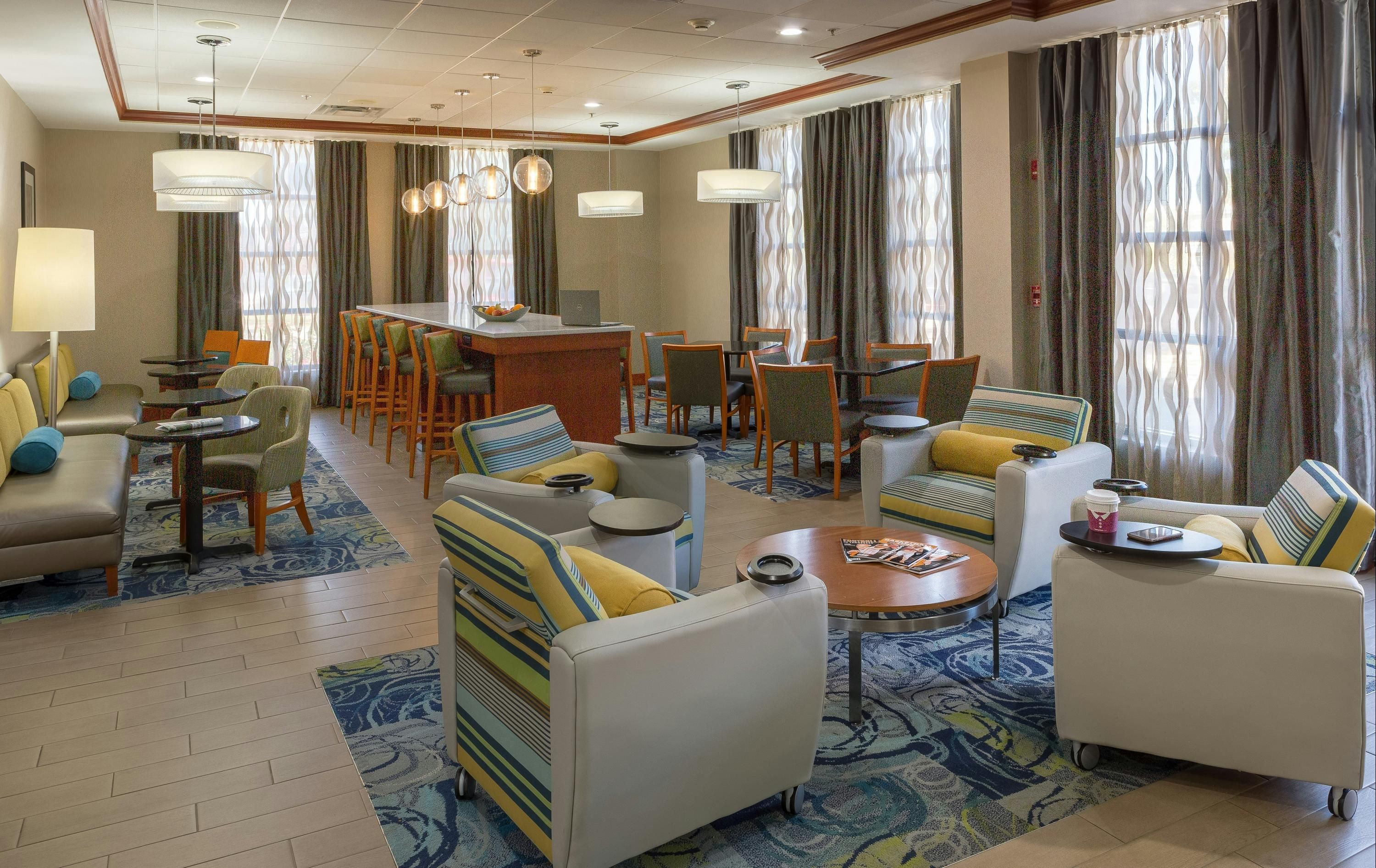 Hampton Inn & Suites Knoxville-Downtown - Knoxville - Salon