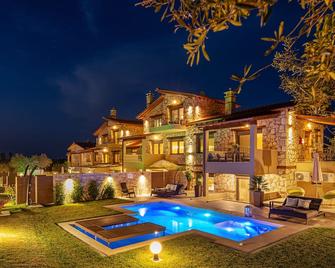 Five Senses Luxury Villas - Вурвуру