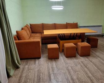 Gihon Royal Villas Dilijan - Dilidschan - Lounge