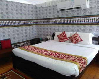 Jayshrea Meadows - Chandrapur - Bedroom
