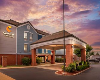 Comfort Inn & Suites Saint Louis Lafayette Square - St. Louis - Edifici